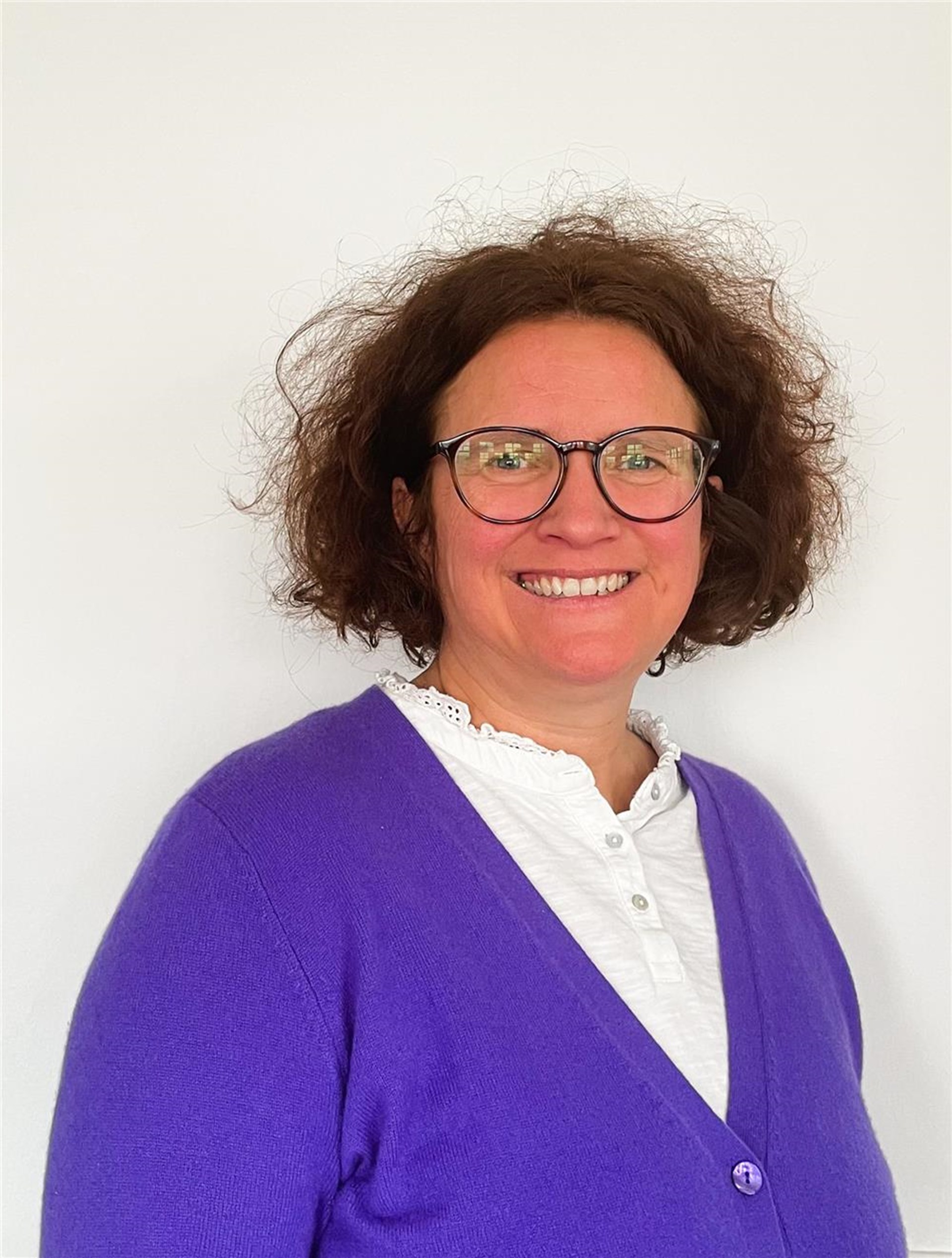 Ansprechpartnerin Verwaltung Marion Zott